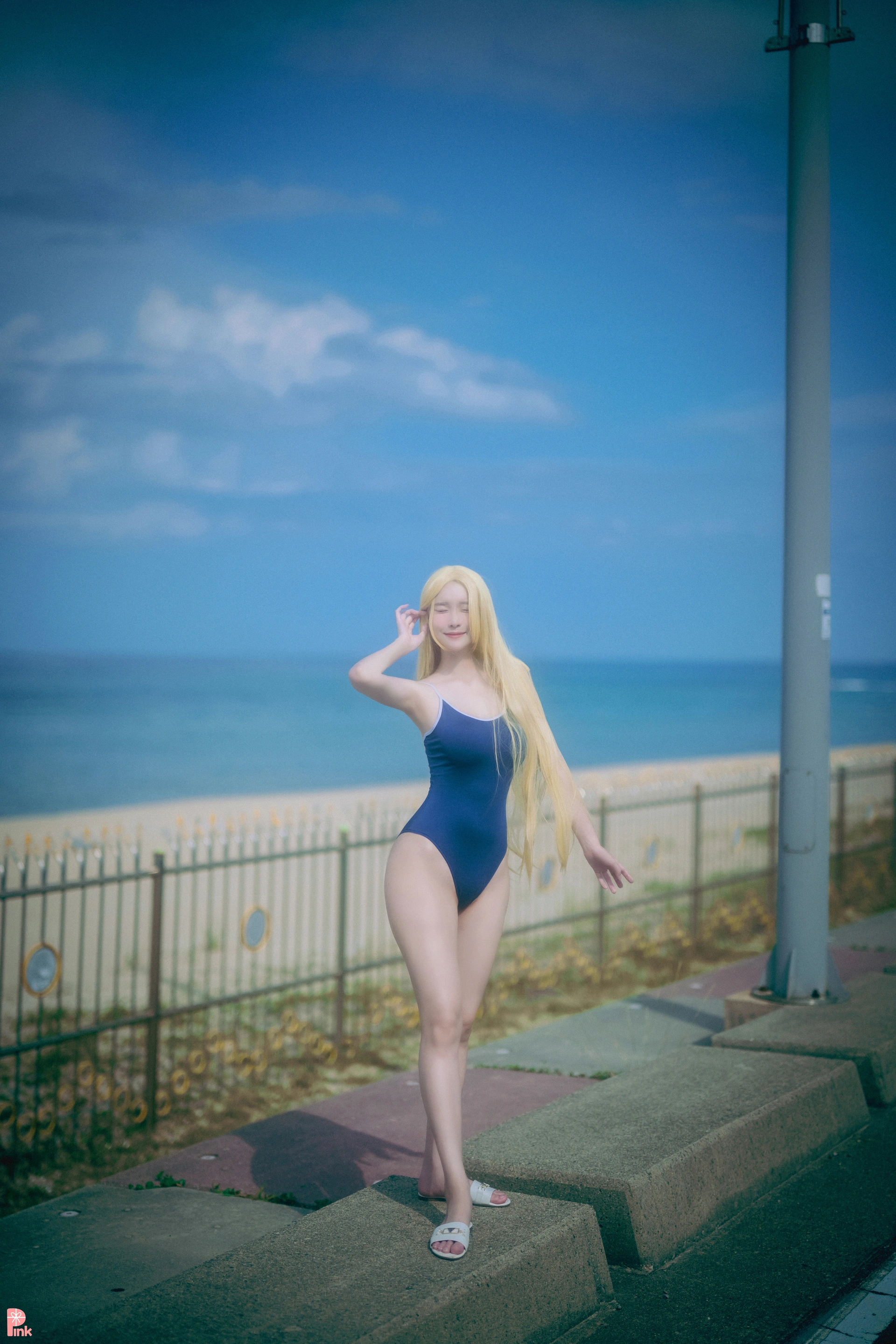 030.PINK- Lee Ahrin - Meet Me In The Summer 2